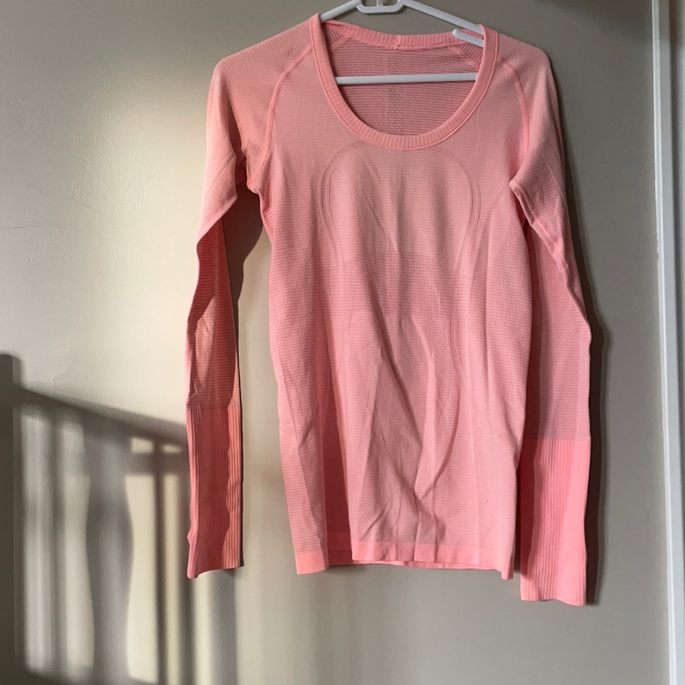 Lululemon Swiftly Tech Long Sleeve Shirt